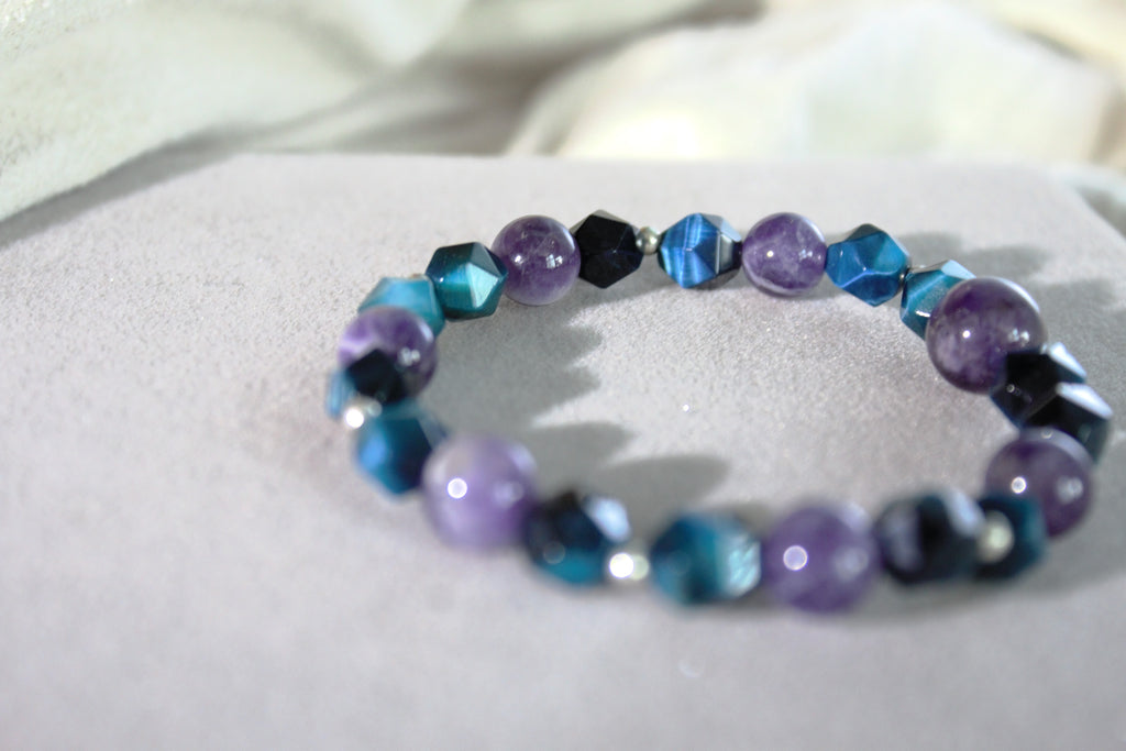 藍虎眼 紫水晶  Blue Tiger's Eye and Amethyst Bracelet