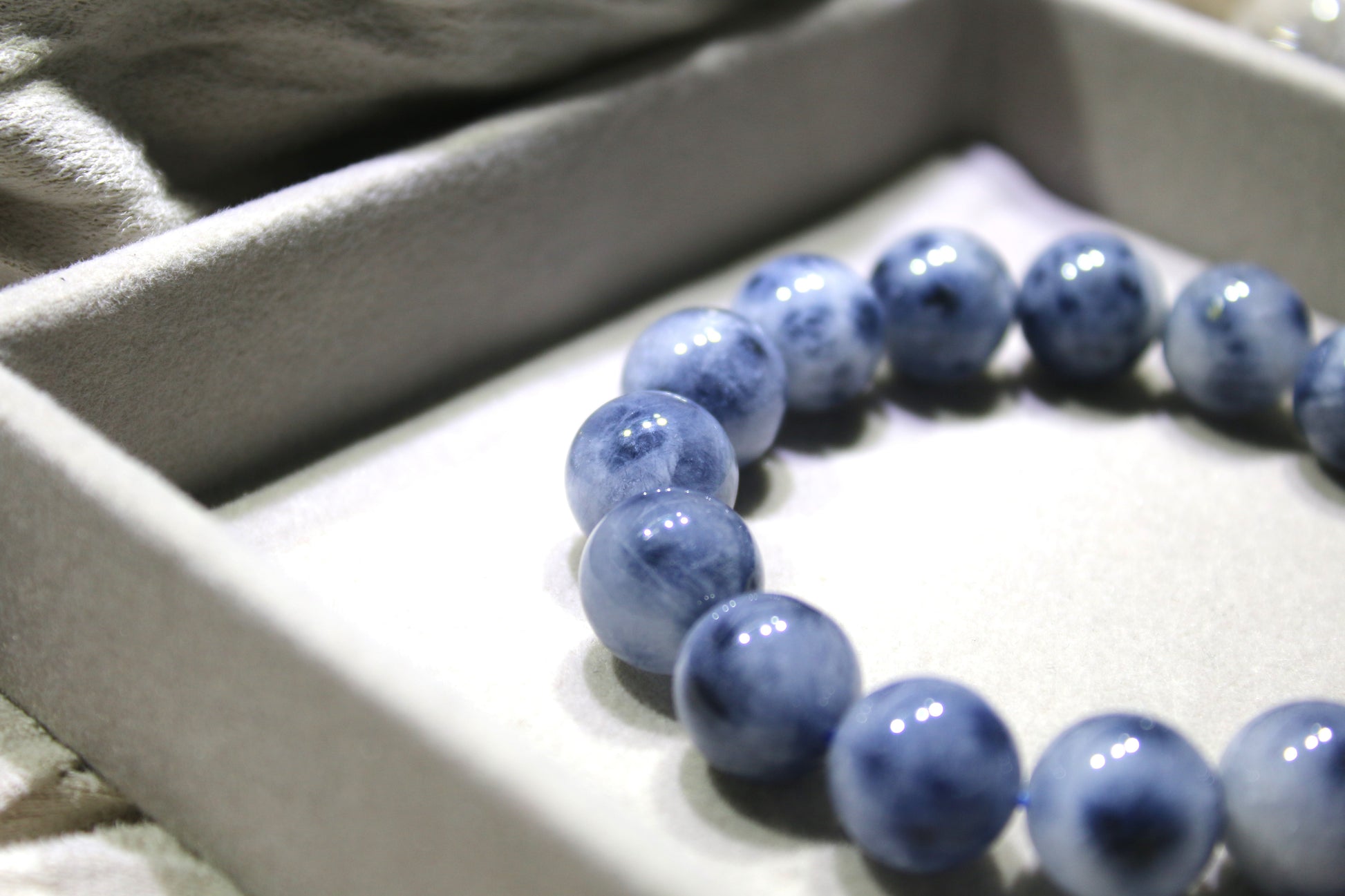 藍絨毛藍髮 Dumortierite Bracelet (13mm+)